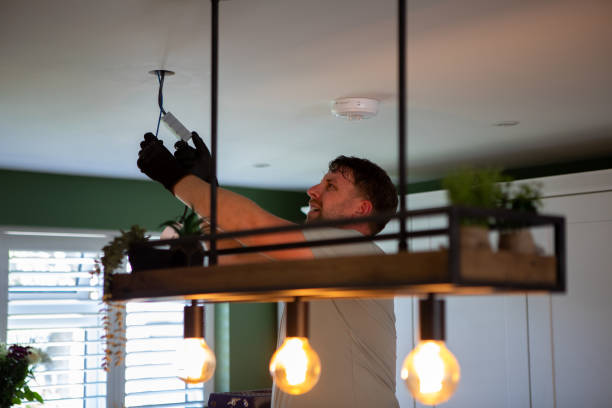 Best Emergency Electrical Repair  in Clinton, AR