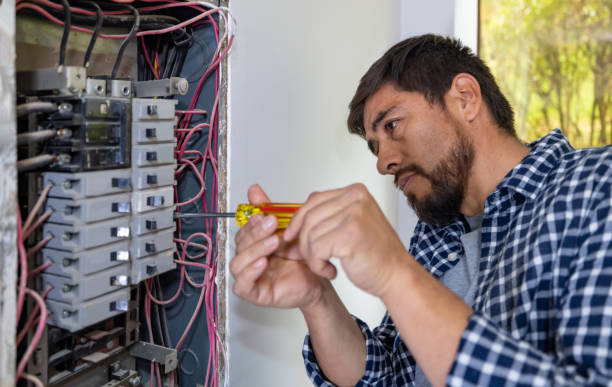 Best Electrician for Home Renovation  in Clinton, AR